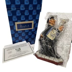 David Frykman Portfolio English Collection 2001 “Man with Briefcase” NIB